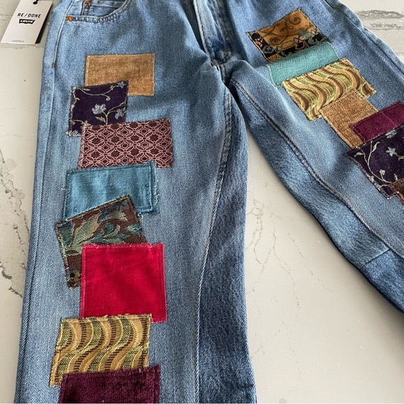 RE/DONE | Levi's Loose Flare Jeans (NWT) - Picture 2 of 12